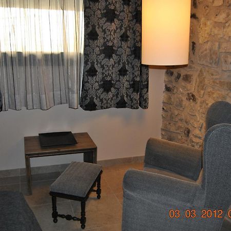 Hotel Santa Barbara à Sant Corneli Extérieur photo