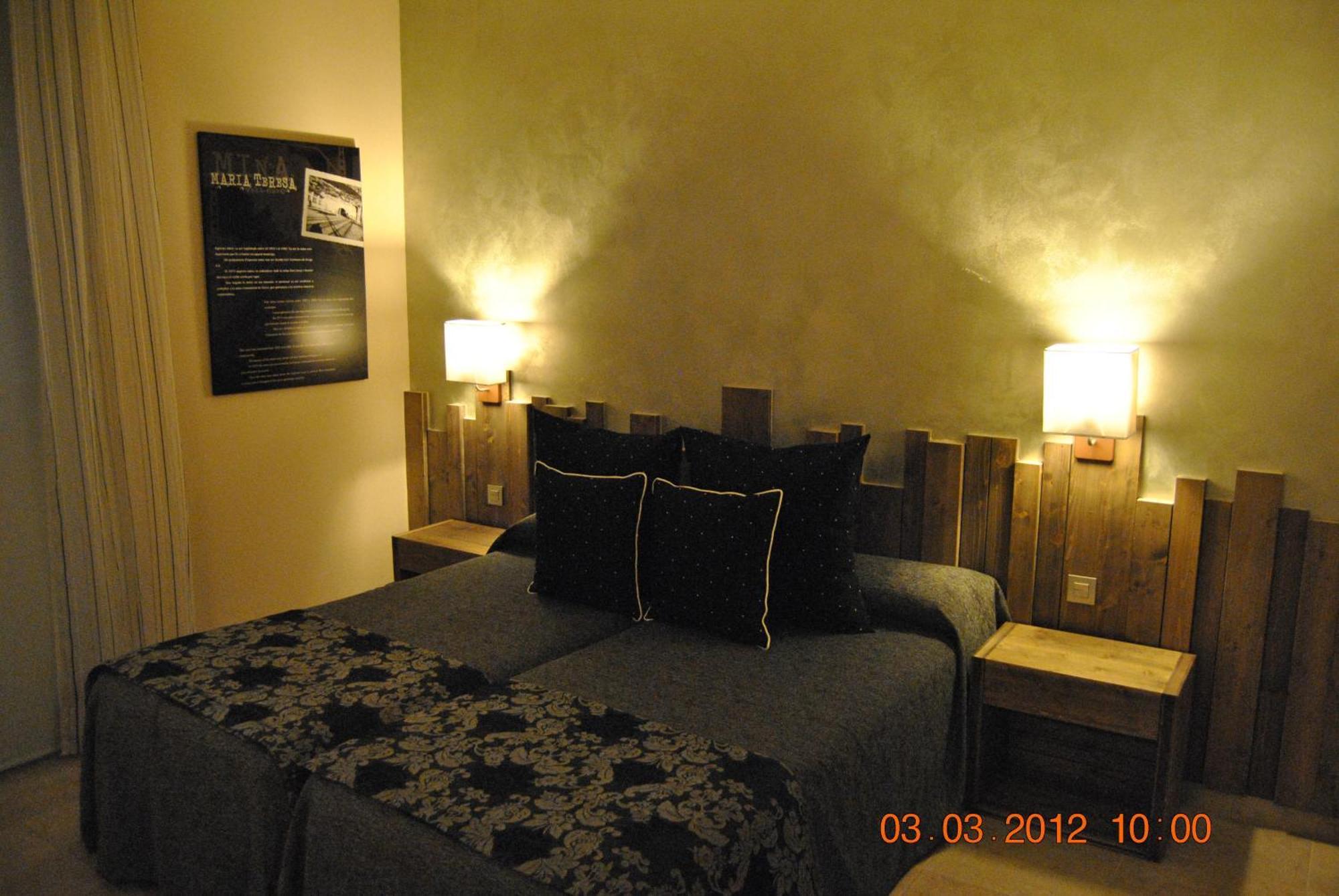 Hotel Santa Barbara à Sant Corneli Extérieur photo