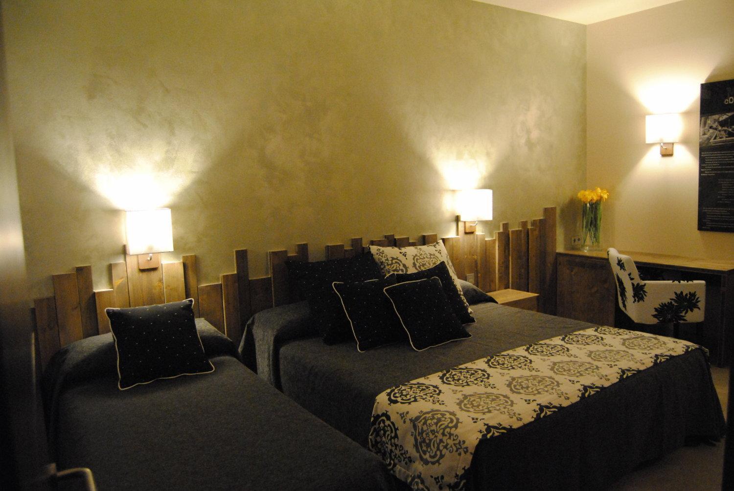 Hotel Santa Barbara à Sant Corneli Extérieur photo