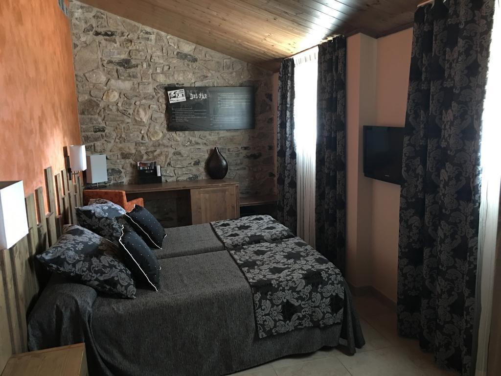 Hotel Santa Barbara à Sant Corneli Extérieur photo